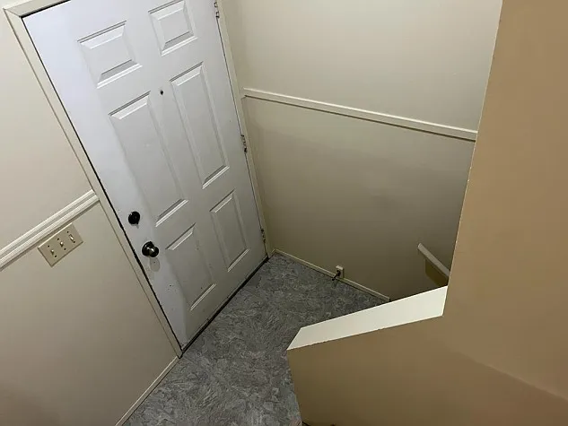 14 Cardinal Ave — Photo 6