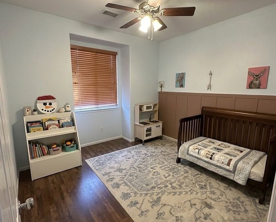1st image of 10528 Ashfield St #15D