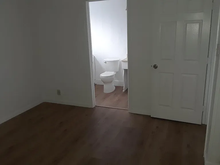 36730 Ruschin Dr — Photo 10