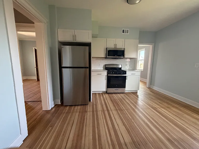 333-337 Ridgefield Ave #1 — Photo 6