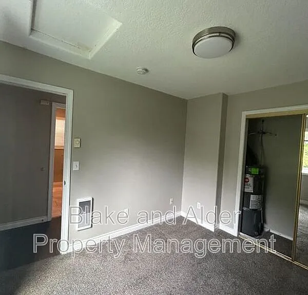 5609A SE 117th Ave — Photo 15