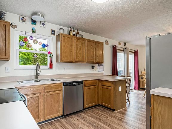 2nd image of 2973 Olson Pl