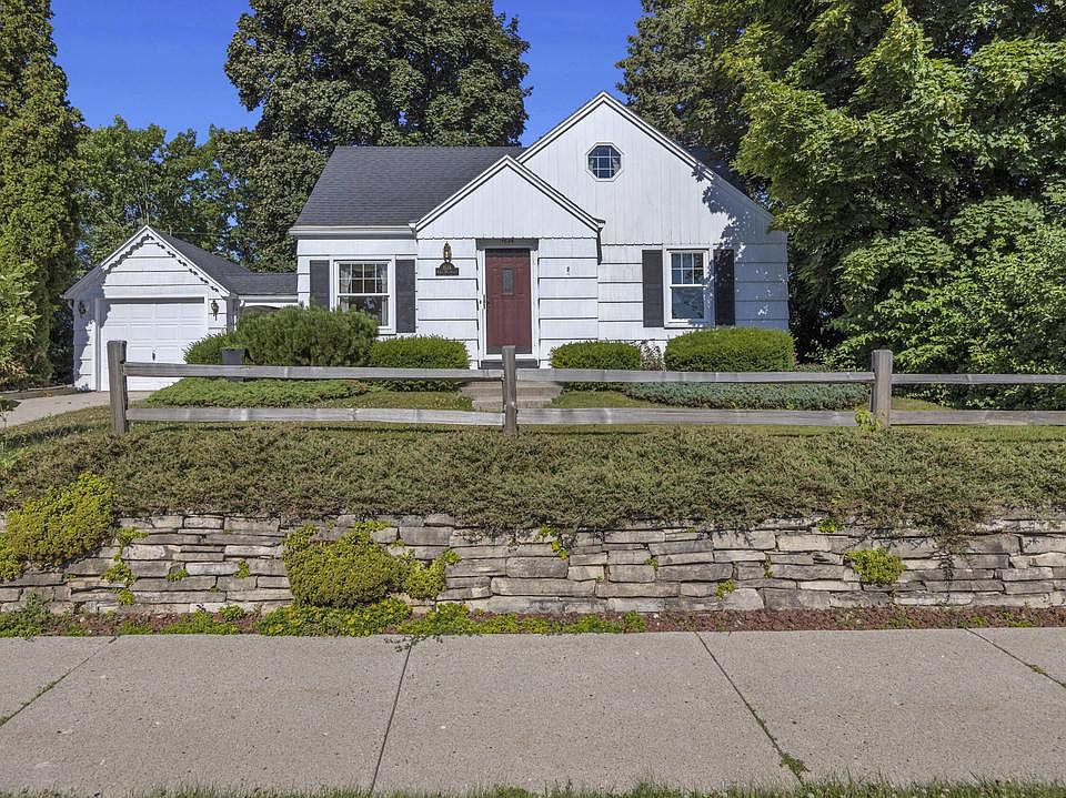 1st image of 1524 N 29th STREET