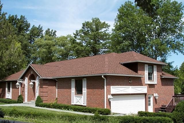1st image of 27 Pine Lake Dr