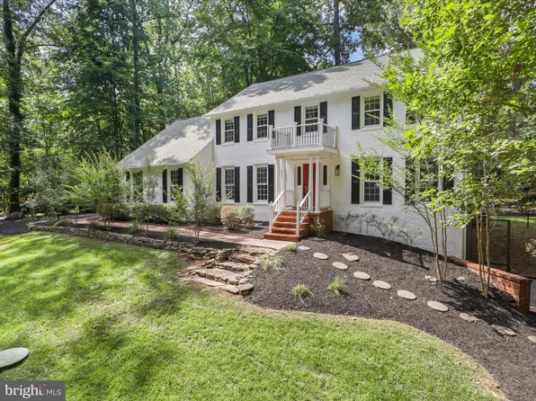 7267 Seaton Ln, Warrenton, VA 20187