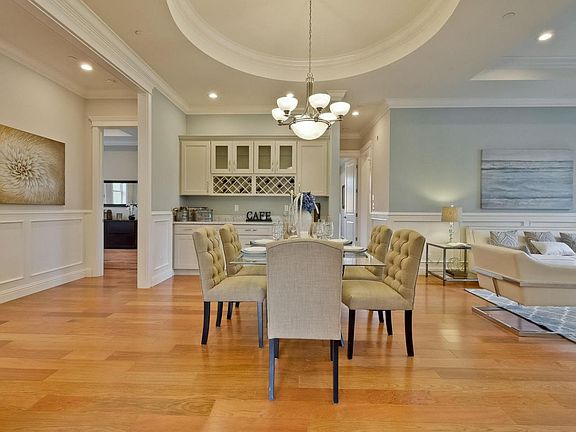 4th image of 13297 Carrick Ave
