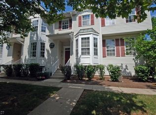 45 Cummington Ln, Flemington, NJ 08822