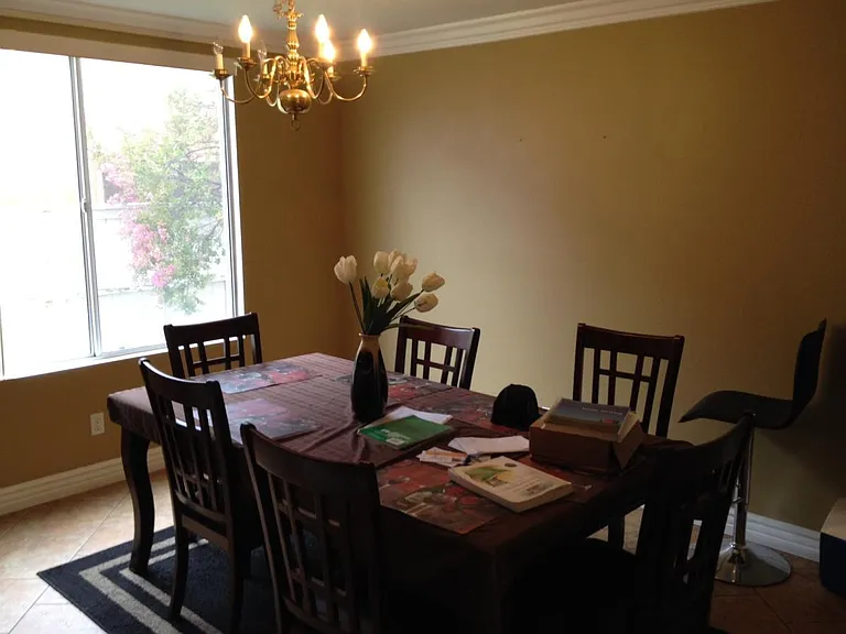 Dining_room_1