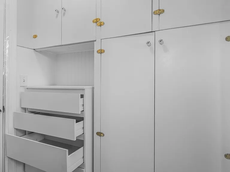 705 9th St #5 — Photo 16
