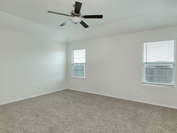 5th image of 205 Arnage Dr