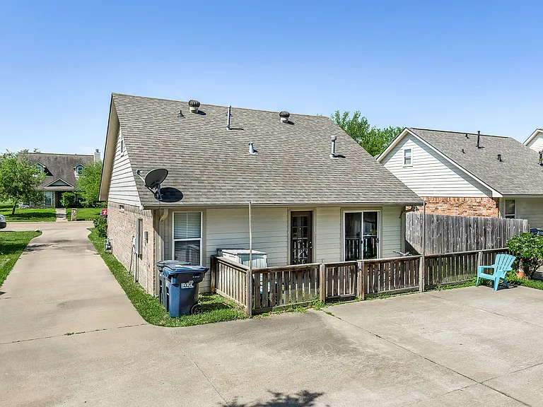 2413 Pintail Loop — Photo 14