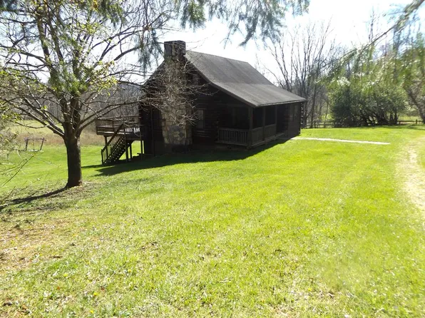 169 Honeycutt Dam Rd, Woodlawn, VA 24381