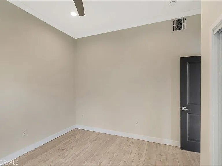 17227 Keswick St — Photo 21