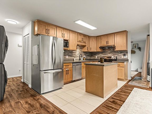 5th image of 45818 Thomas Rd