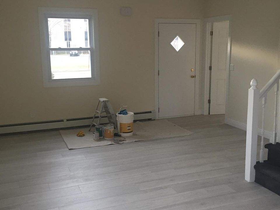 1st image of 936 Stewart Ave