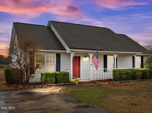 3792 Alvin Road, Grimesland, NC 27837