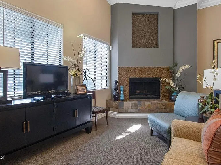 2025 E Campbell Ave #236 — Photo 13