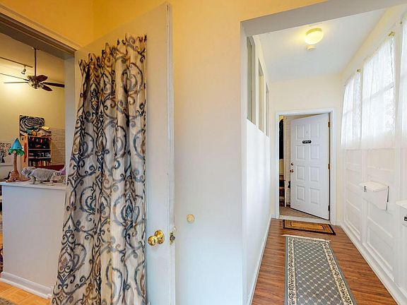 4th image of 216 2nd St Floor 1