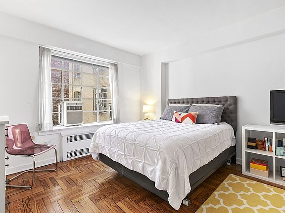 3rd image of 57 Montague St APT 4E