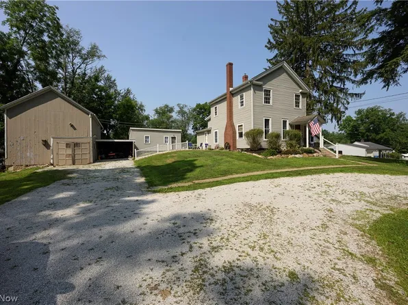 455 River Rd, Canal Fulton, OH 44614