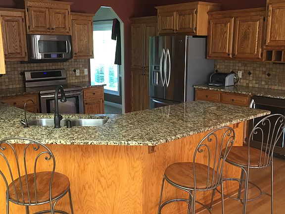 2nd image of 5710 S Nicolet Dr