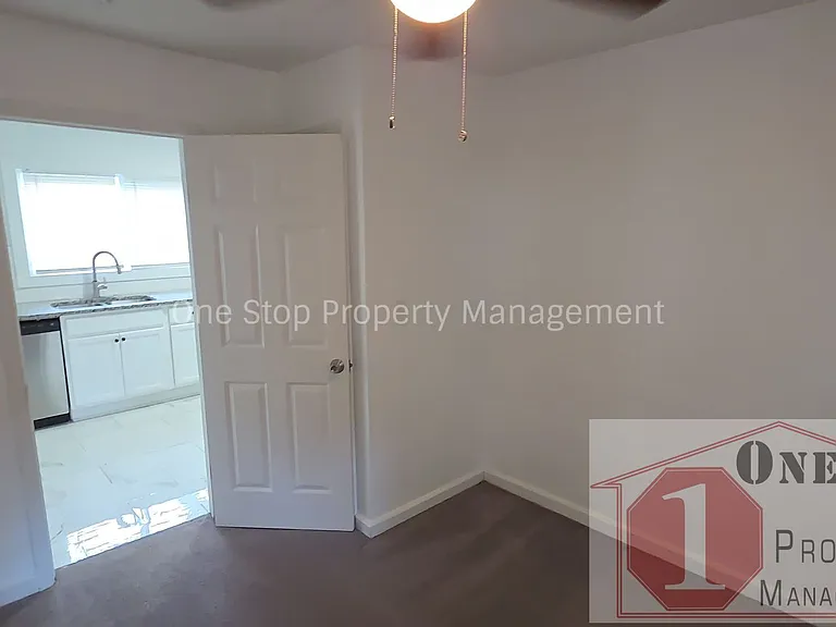 807 S Hardy Ave #A — Photo 8