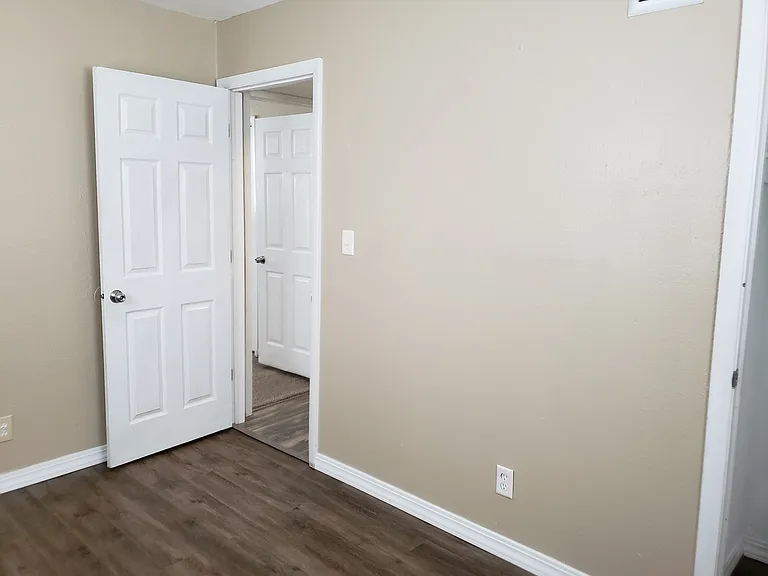 230 Fairway Drive — Photo 7