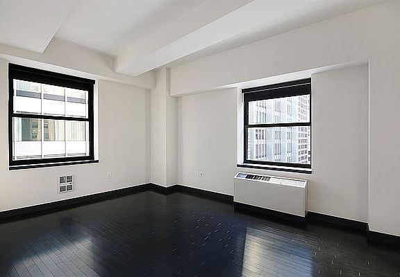 4th image of 20 Pine St APT 1418