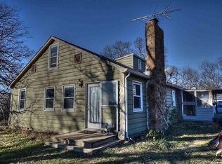 12764 82nd St, Oskaloosa, KS 66066