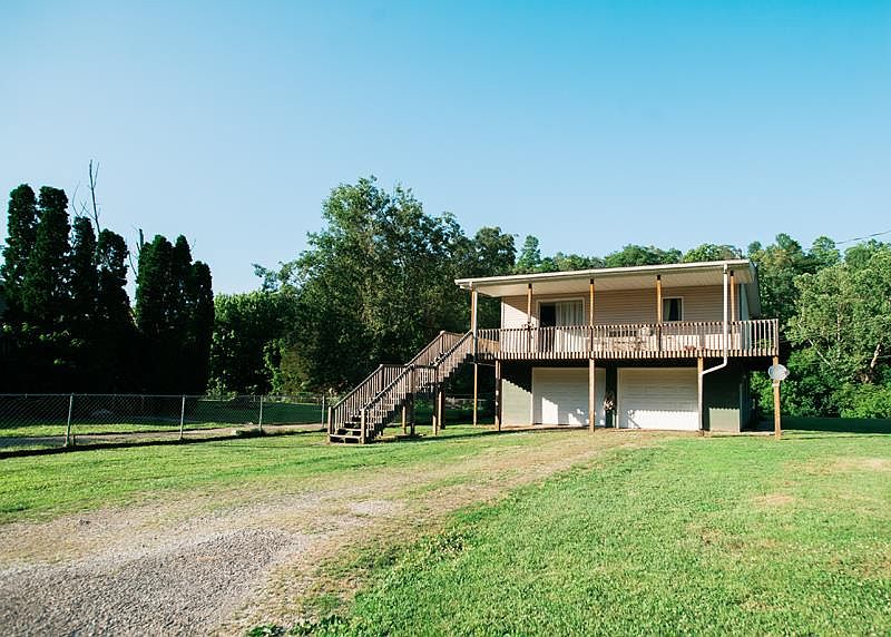 1st image of 267 Hunter Dr
