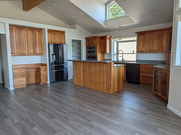 200 Swinomish Dr — Photo 12