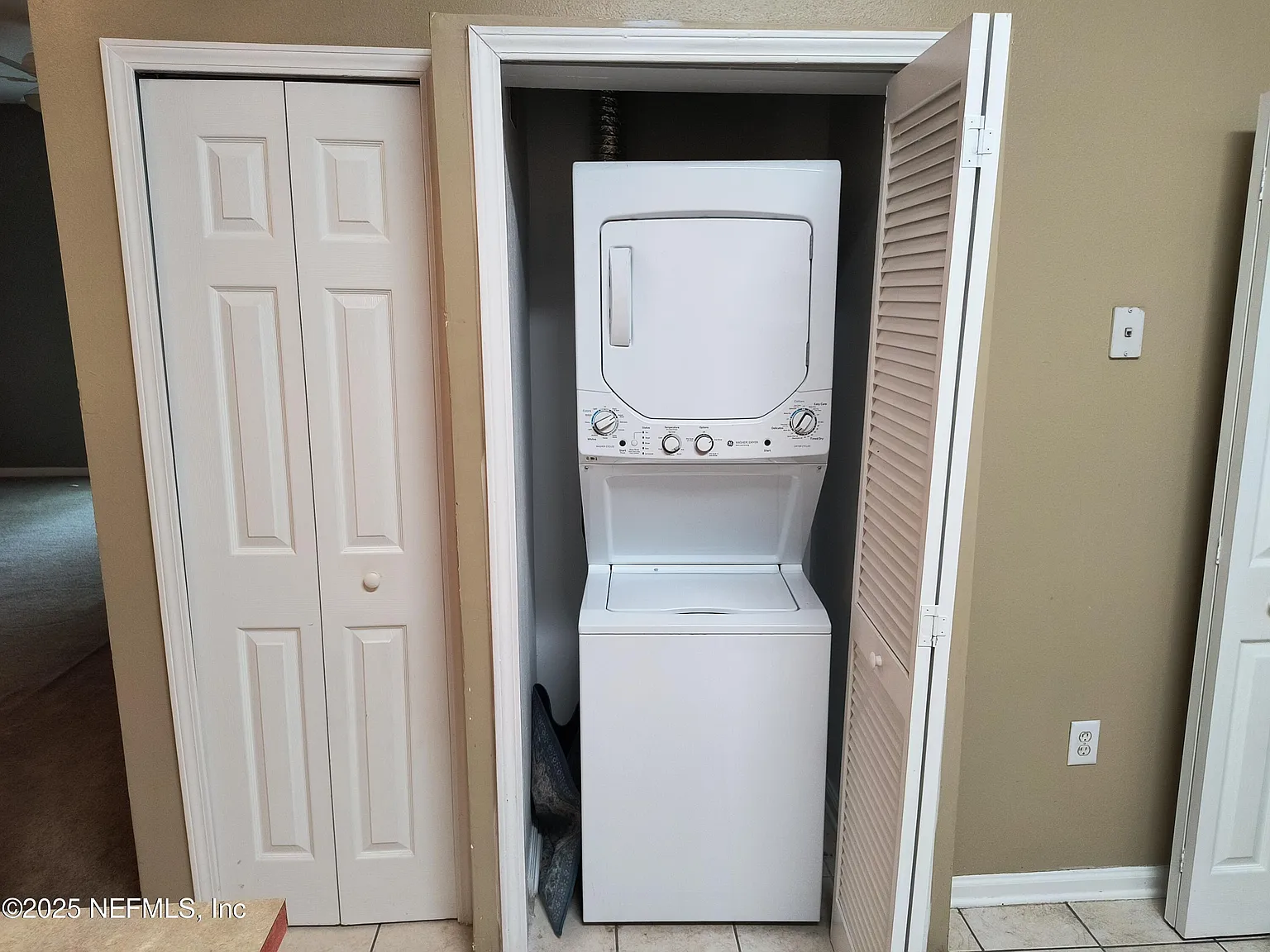 3 bed, 2.0 bath, 1335 sqft, $1,345 — Photo 4