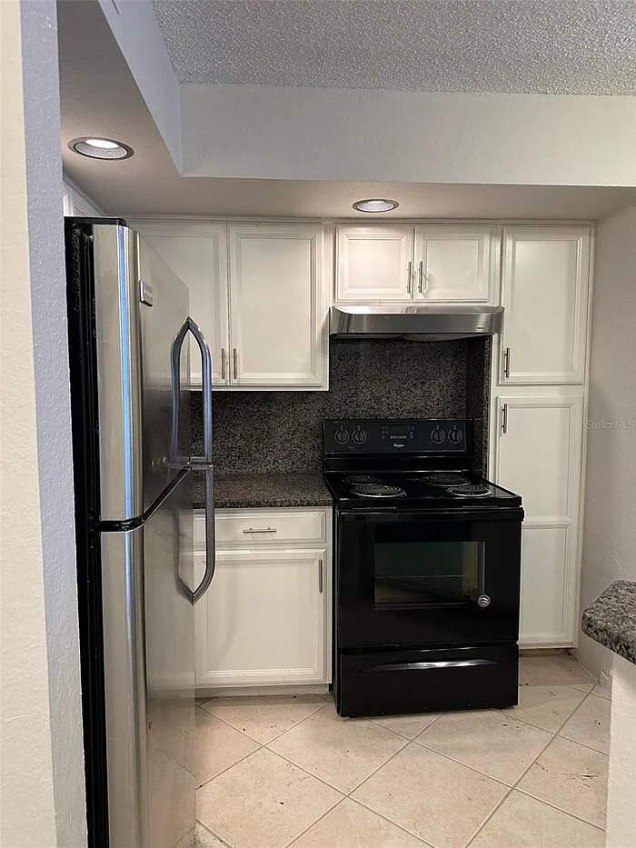 2 bed, 1.0 bath, 934 sqft, $1,500 — Photo 4