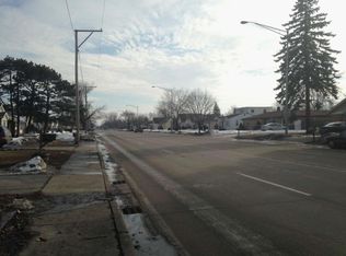 8909 S Central Ave, Oak Lawn, IL 60453