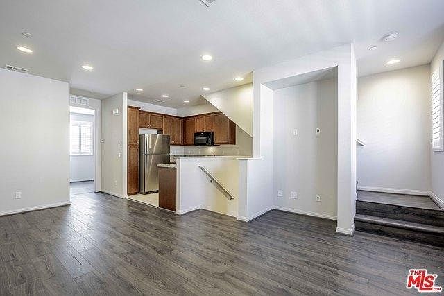 Kitchen & Living Room