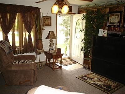 4th image of 502 Cardinal Hill Dr