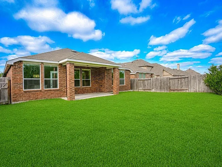 16131 Sommerall Creek Ln — Photo 34