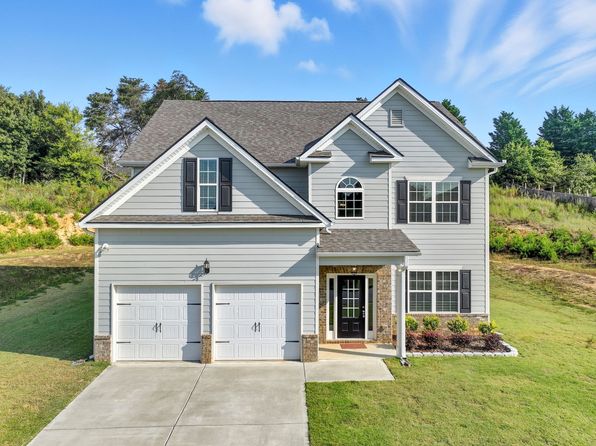 33 North Village Cir