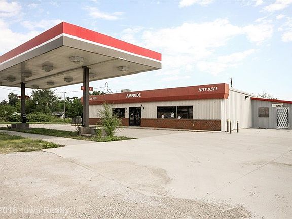 2nd image of 906 N Highway 5