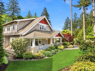 647 NW Janelle Place, Bainbridge Island, WA, 98110