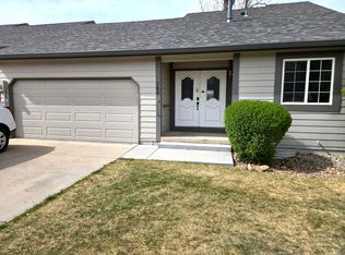 144 Cobblestone Dr, Colorado Springs, CO 80906