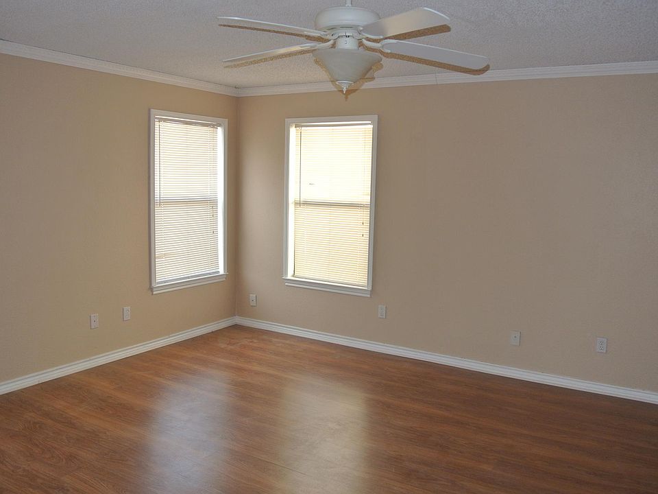 1st image of 2531 Melissa Ln