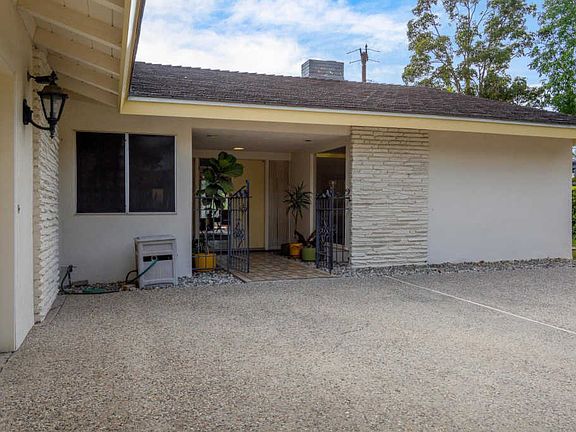 4th image of 1538 Crestline Dr