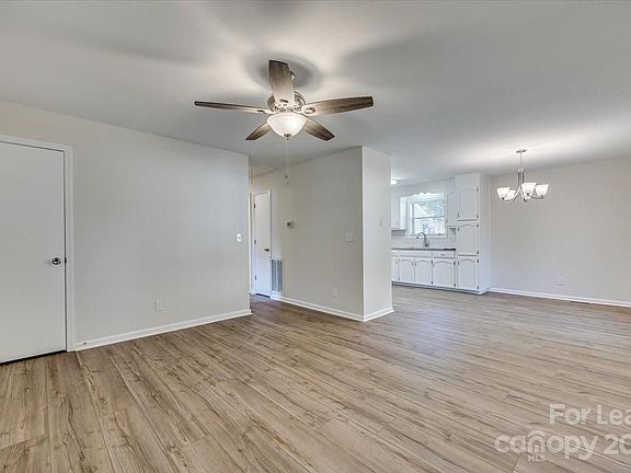 5th image of 20 Henry Ave