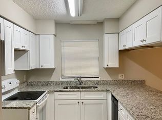 744 Del Rio Way, Kissimmee, FL 34758