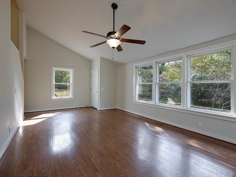 150 Spring Valley Rd #B — Photo 3