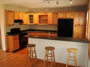 1243 Main Rd, Granville, MA 01034