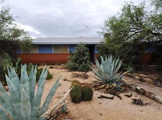 9630 E Walnut Tree Dr, Tucson, AZ 85749