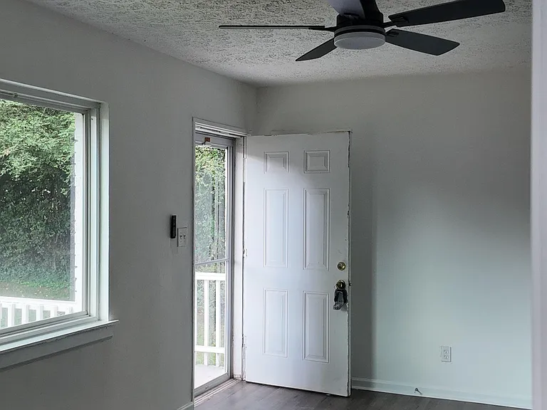 Austin Dr — Photo 2