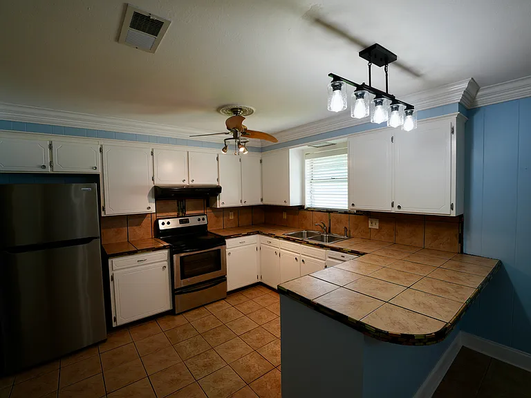 713 E Rome St — Photo 3